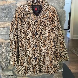 Faux Leopard Gallery Coat